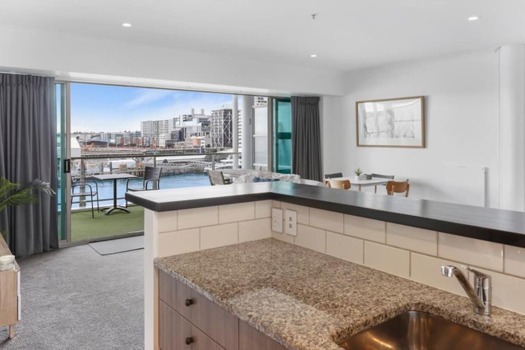 Newly Refurbished Waterfront Apartment! 3320 Auckland Exterior photo